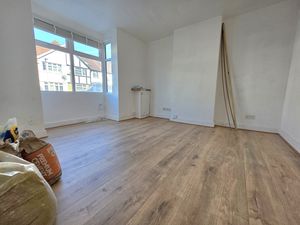 Photo 5- click for photo gallery